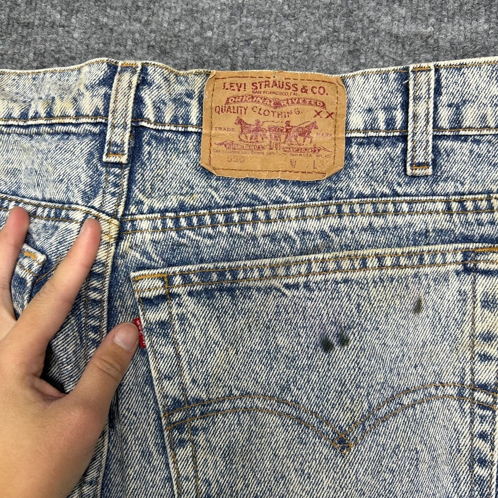 Levi's 550 Jeans Men's Blue Denim Straight Pockets Classic Zip Fly - 35X33 - Picture 9 of 14
